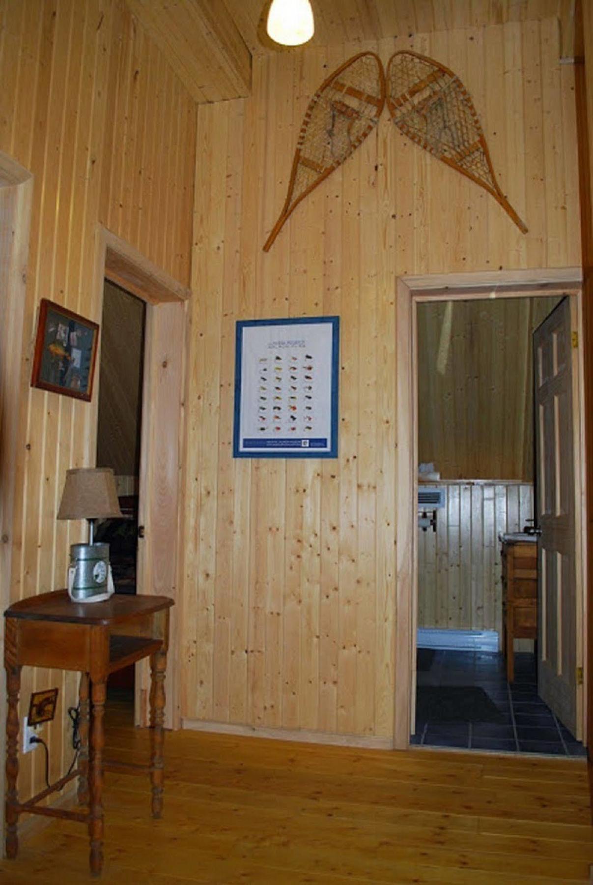Auberge De La Riviere Matapedia - Matapedia River Lodge Routhierville Ngoại thất bức ảnh